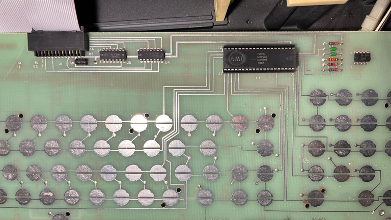 ADDS Regent 25 Cherry Capacitive Keyboard Close up of AMI 7949UU Keybaord Encoder