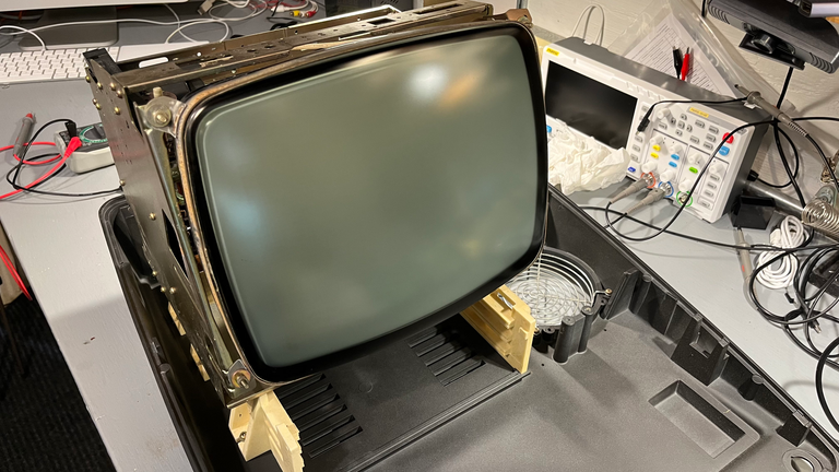 ADDS Regent 25 CRT front