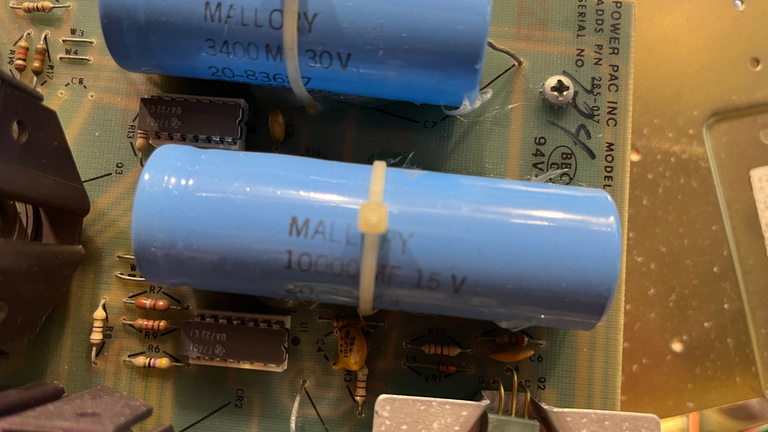 ADDS Regent 25 PSU cap 1