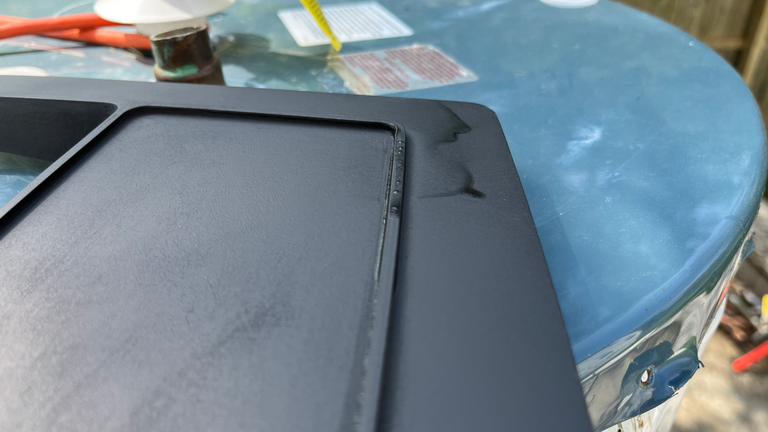 ADDS Regent 25 front panel paint run